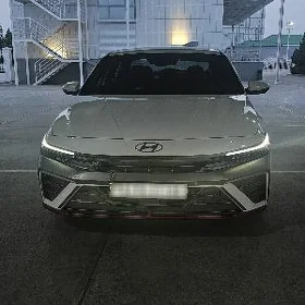 Hyundai Elantra 2025