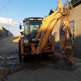 JCB 4CX ECO 2013