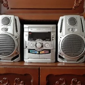 LG MUZYKALNY SENTR 3000WAT