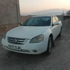 Nissan Altima 2003