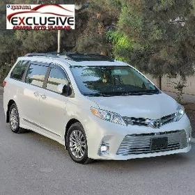 Toyota Sienna 2018