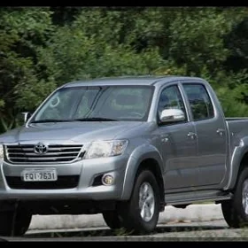 Hilux 2014 gapy kamplekt setka