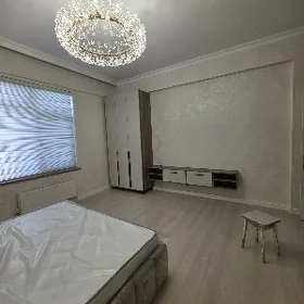 Gurtly 17 1 etaz 4 komnat