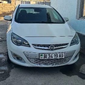 Opel Astra 2014