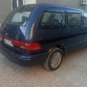 Toyota Previa 1991