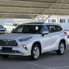 Toyota Highlander 2022