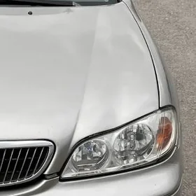 Infiniti I30 2000