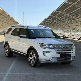 Ford Explorer 2019