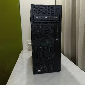 i5 9600kf/r7 450 4gb/ddr4 4gb
