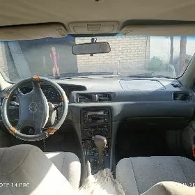 Toyota Camry 1997