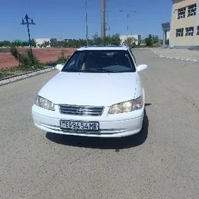 Toyota Camry 2001