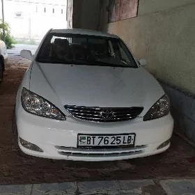 Toyota Camry 2004