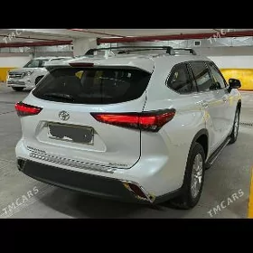 Toyota Highlander 2022