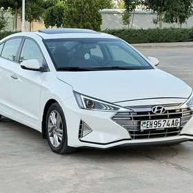 Hyundai Elantra 2020