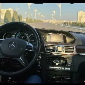 Mercedes-Benz E350 2014