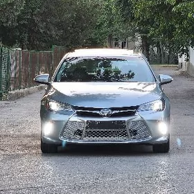 Toyota Camry 2016