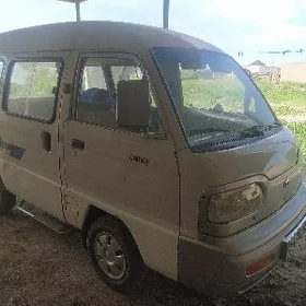 Daewoo Damas 2011