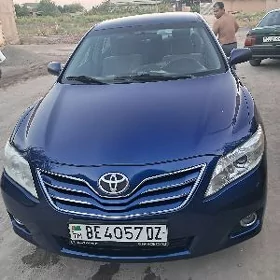 Toyota Camry 2010