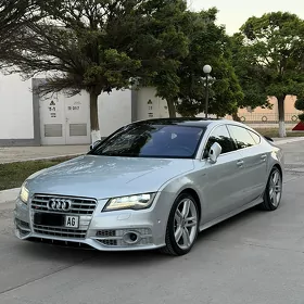 Audi A7 2012