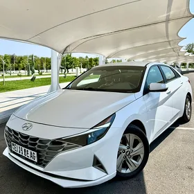 Hyundai Elantra 2021