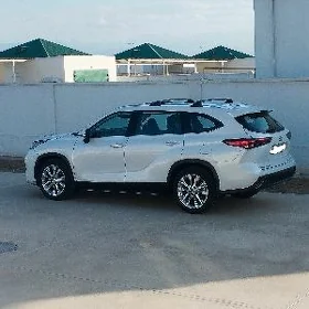 Toyota Highlander 2020