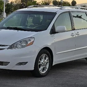 Toyota Sienna 2008