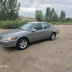 Toyota Camry 2000