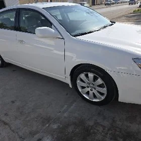 Toyota Avalon 2005