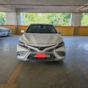 Toyota Camry 2022