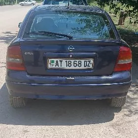 Opel Astra 2001