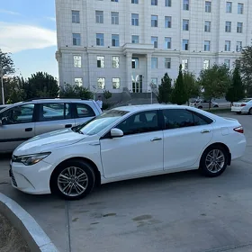 Toyota Camry 2016