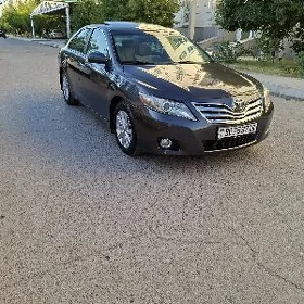 Toyota Camry 2010