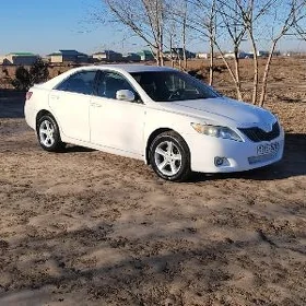 Toyota Camry 2011