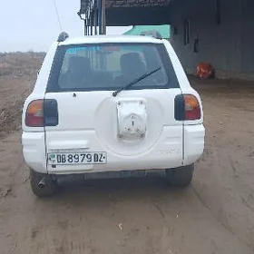 Toyota RAV4 1998