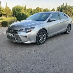 Toyota Camry 2015