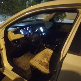 Toyota Avalon 2016