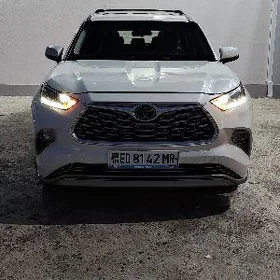 Toyota Highlander 2020