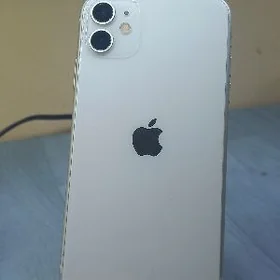 IPhone 11  gyssagly