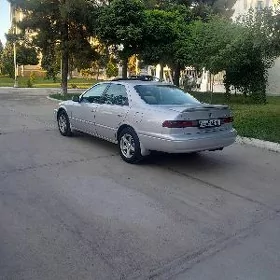 Toyota Camry 1999