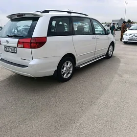 Toyota Sienna 2005