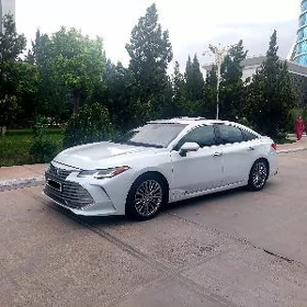 Toyota Avalon 2020