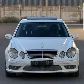 Mercedes-Benz E350 2004