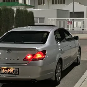 Toyota Avalon 2010