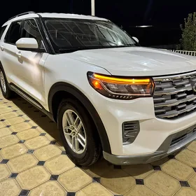 Ford Explorer 2025