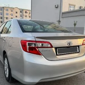 Toyota Camry 2013