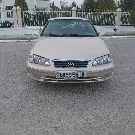 Toyota Camry 2001