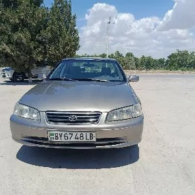 Toyota Camry 2000