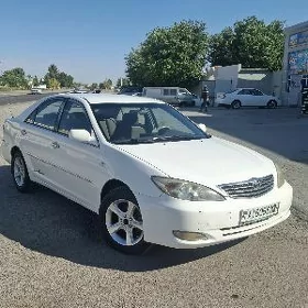 Toyota Camry 2004