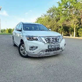 Nissan Pathfinder 2020