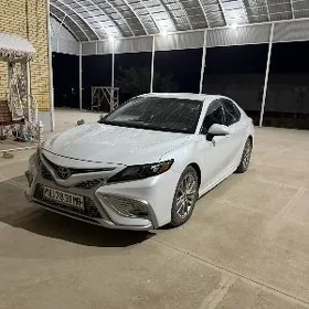Toyota Camry 2022
